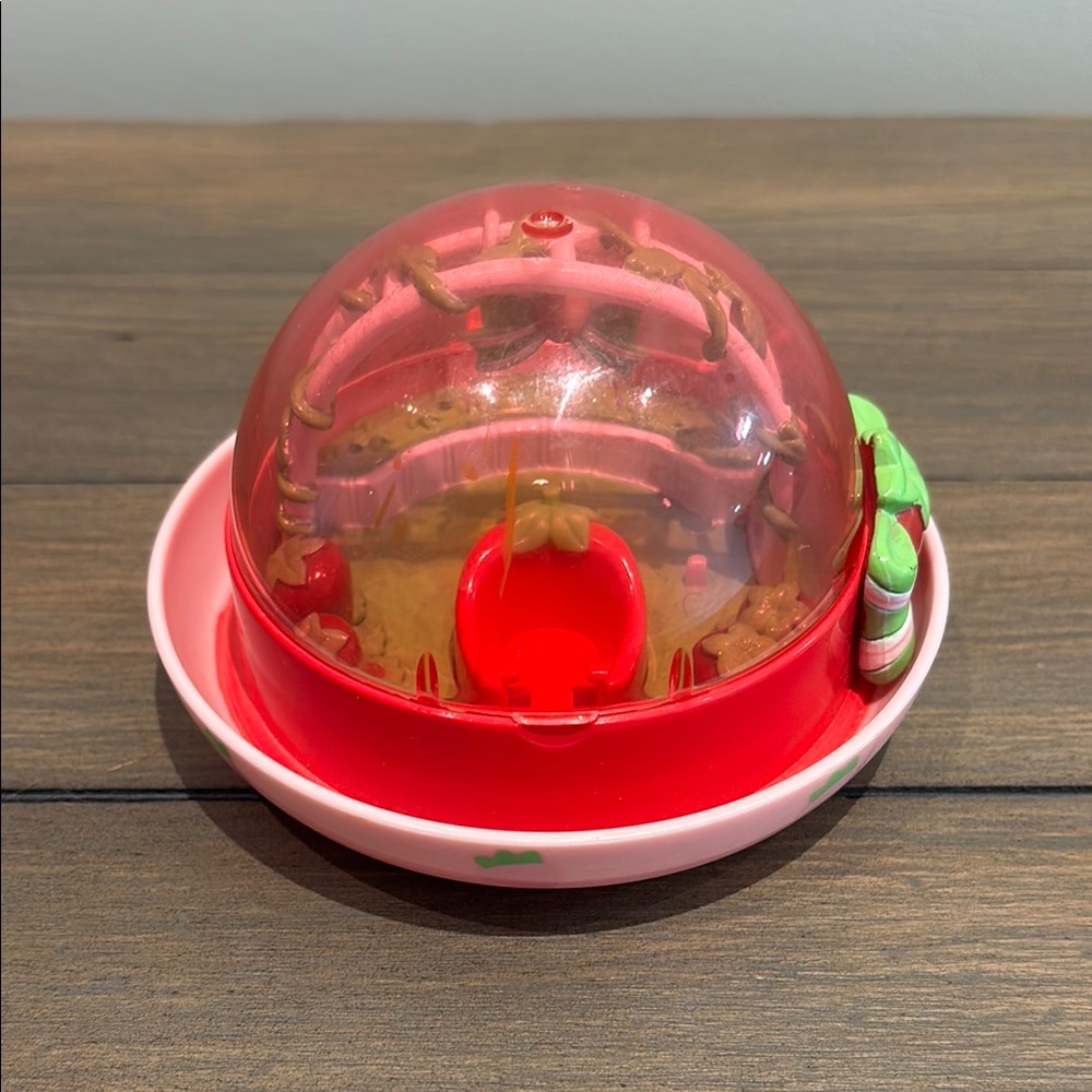 Bandai Strawberry Shortcake Berry Cute Go-Hats Case Only